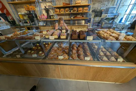 Lak Cakes photo 3